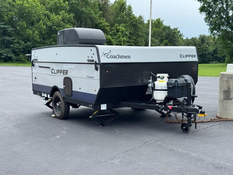 2021 COACHMAN CLIPPER